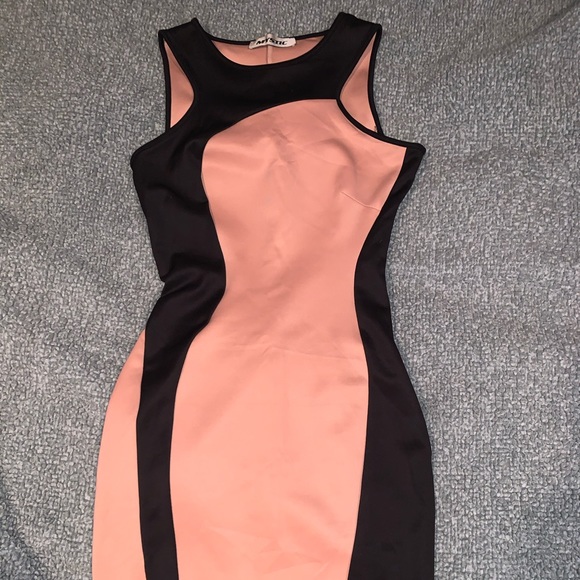 Pink and black midi fitted dress - Picture 1 of 2